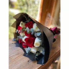 Red & White Roses (12 roses)